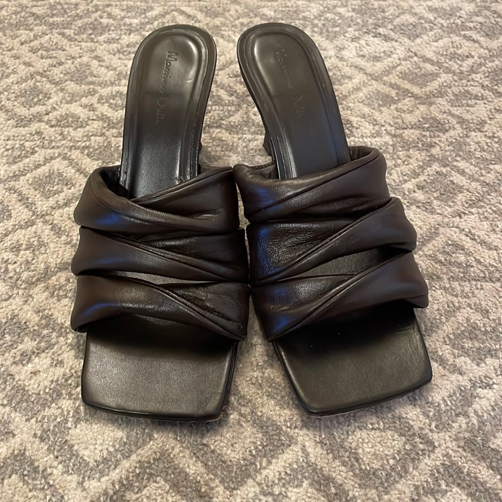 Massimo Dutti Leather high heel sandals (7.5)